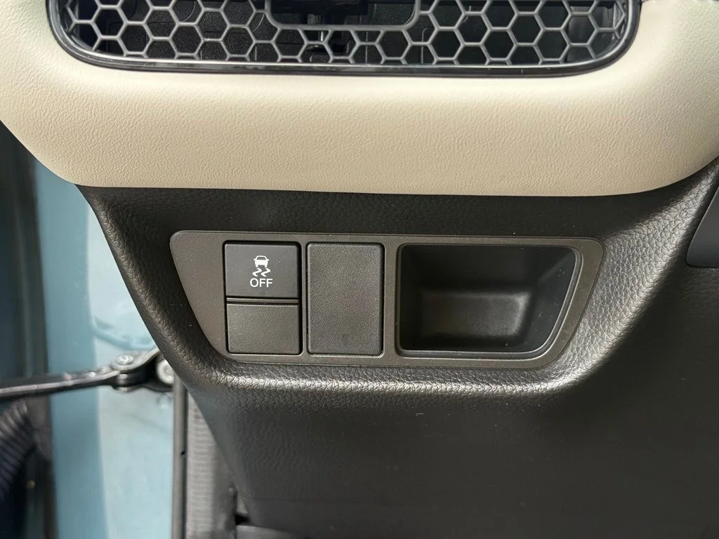 Used 2024  Honda EX-L image 16