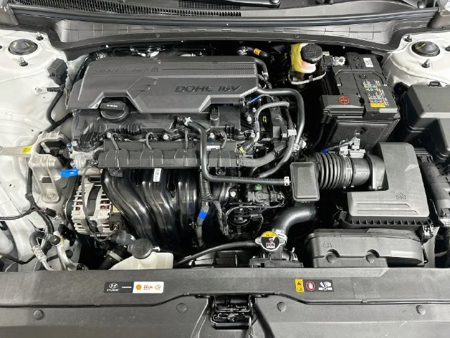 New 2026 Hyundai ELANTRA Limited
