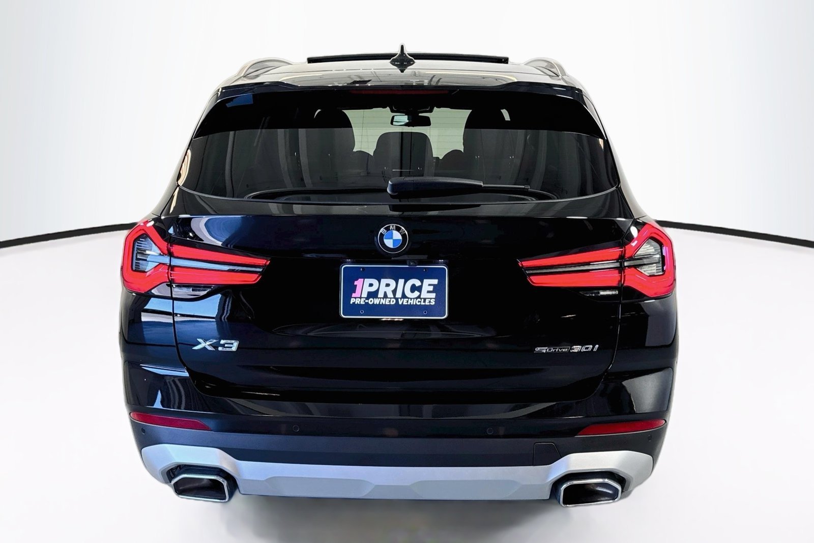 Used 2023 Jet Black BMW sDrive30i image 6