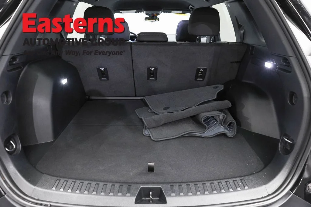 Used 2026 Black GMC Elevation image 9