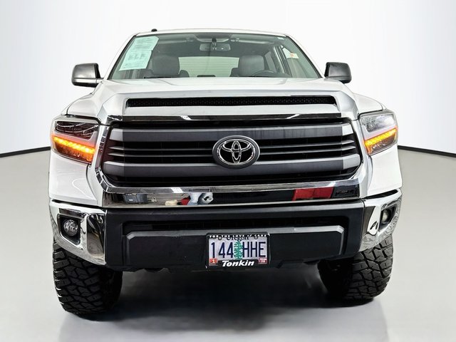 2015 Toyota Tundra SR5