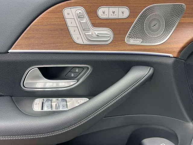 New 2026 Cirrus Silver Metallic Mercedes-Benz GLS 450 image 17