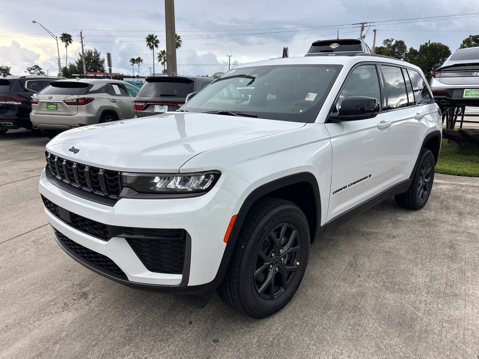 2027 Jeep Grand Cherokee