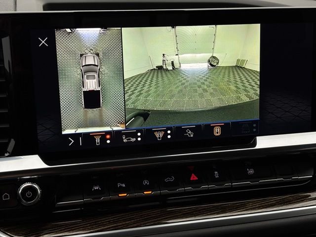 New 2026 Onyx Black GMC Elevation image 4