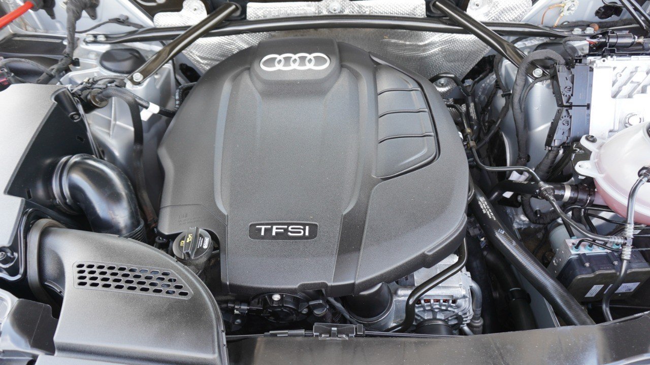 Used 2019 Silver Audi Premium Plus image 37