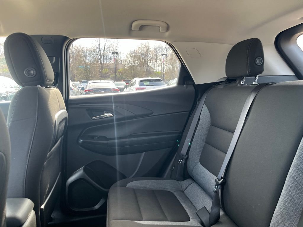 Used 2025 Black Metallic Chevrolet LT image 21