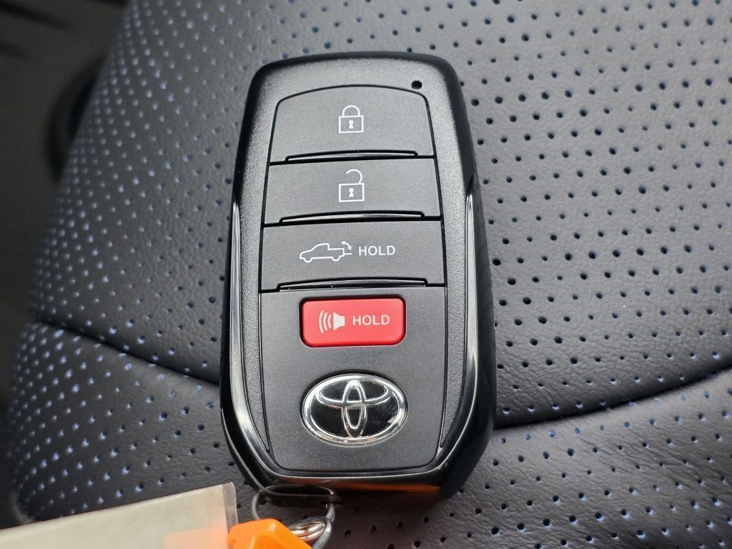 2026 Toyota Tundra Platinum - Photo 39