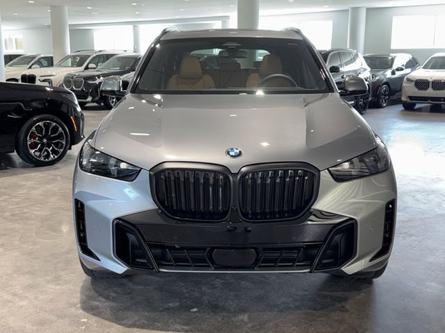 New 2026 Skyscraper Grey Metallic BMW xDrive40i image 2