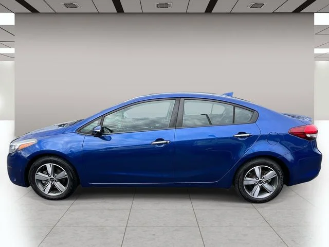 Used 2018 Blue Kia S image 7