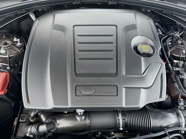 Certified Used 2026 Gray Land Rover Dynamic SE image 32