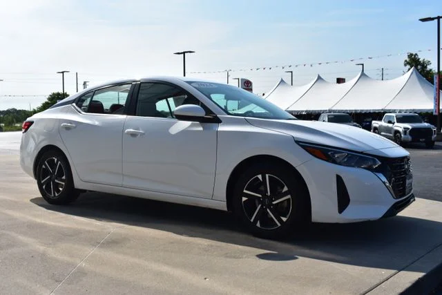 Used 2024 White Nissan SV image 4