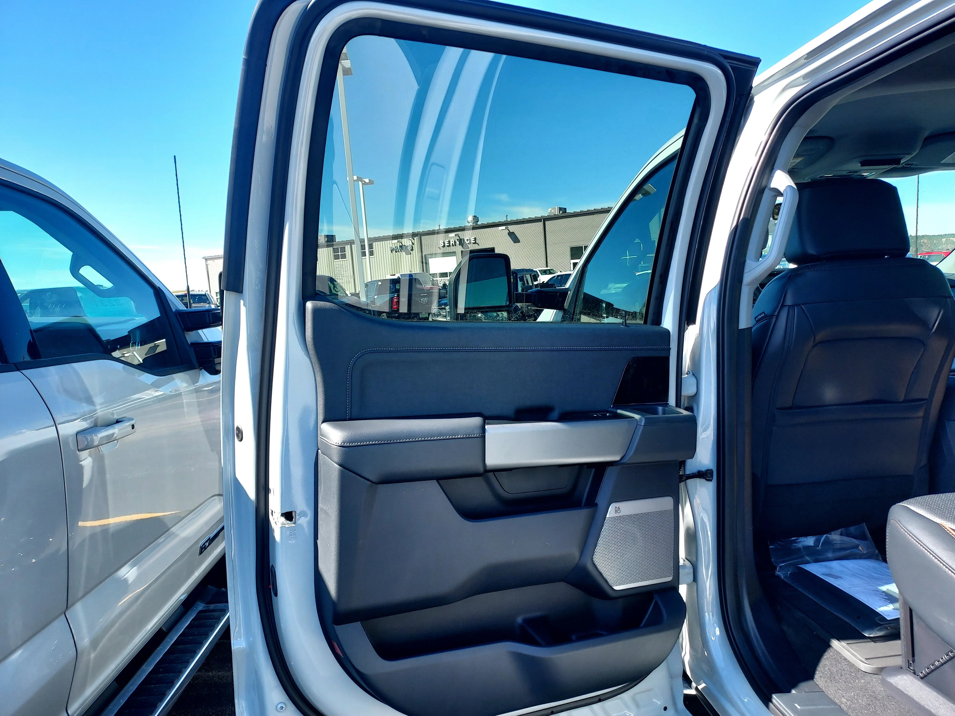 New 2026 Avalanche Ford LARIAT image 15