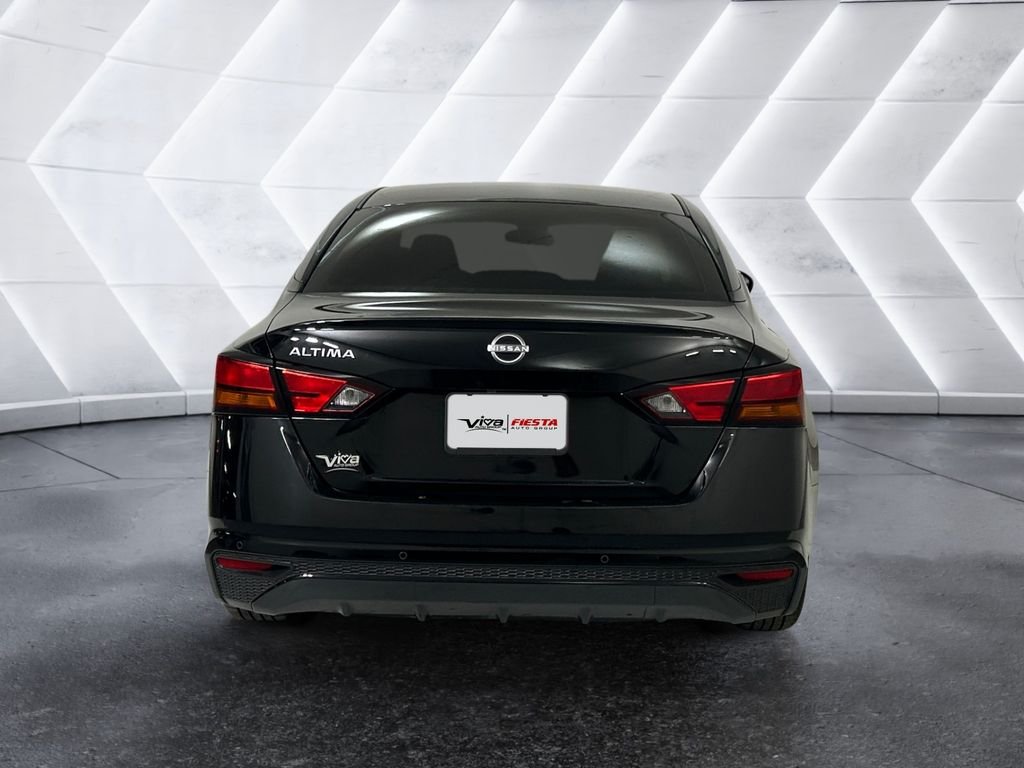 Used 2024 Black Nissan 2.5 S image 5