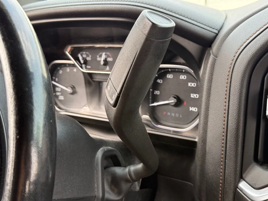 Used 2021 Gray GMC AT4 image 22