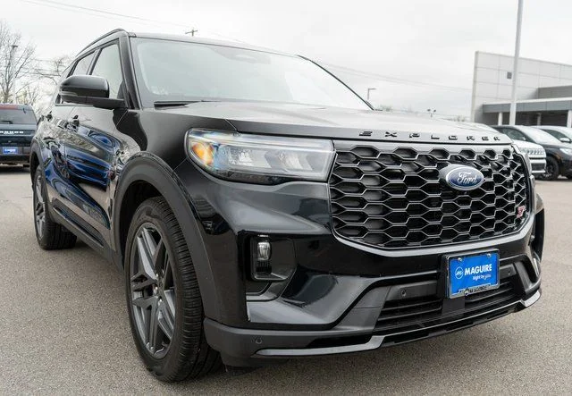 Used 2025 Black Ford ST image 4