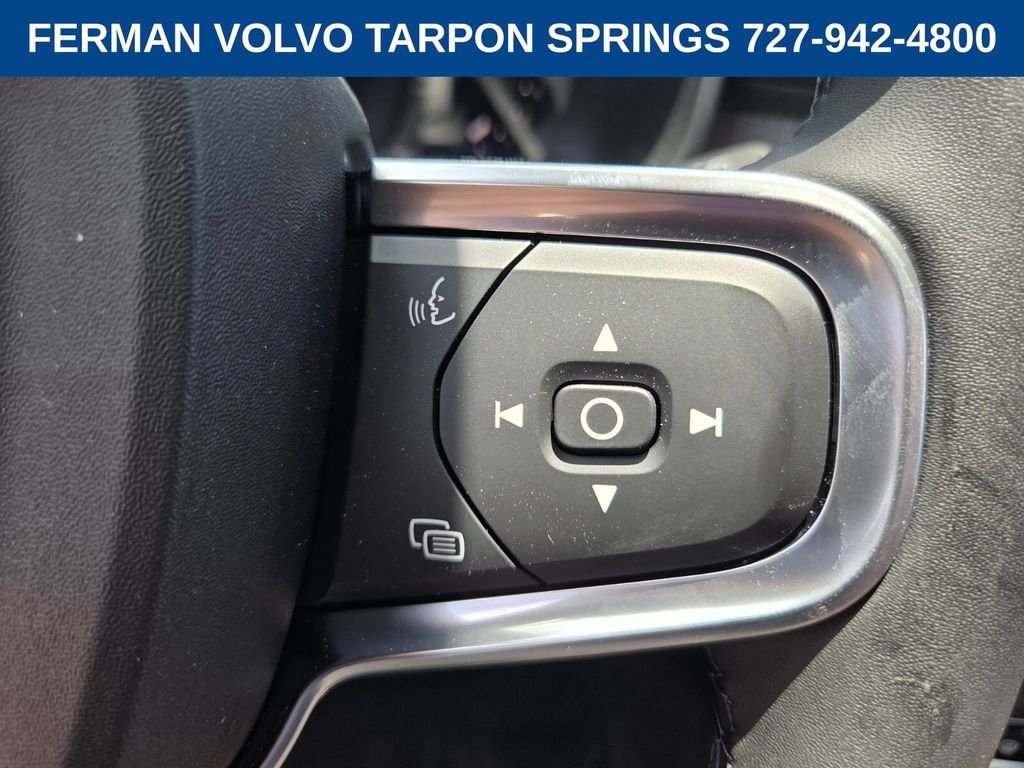 New 2026 Crystal White Volvo Core image 30