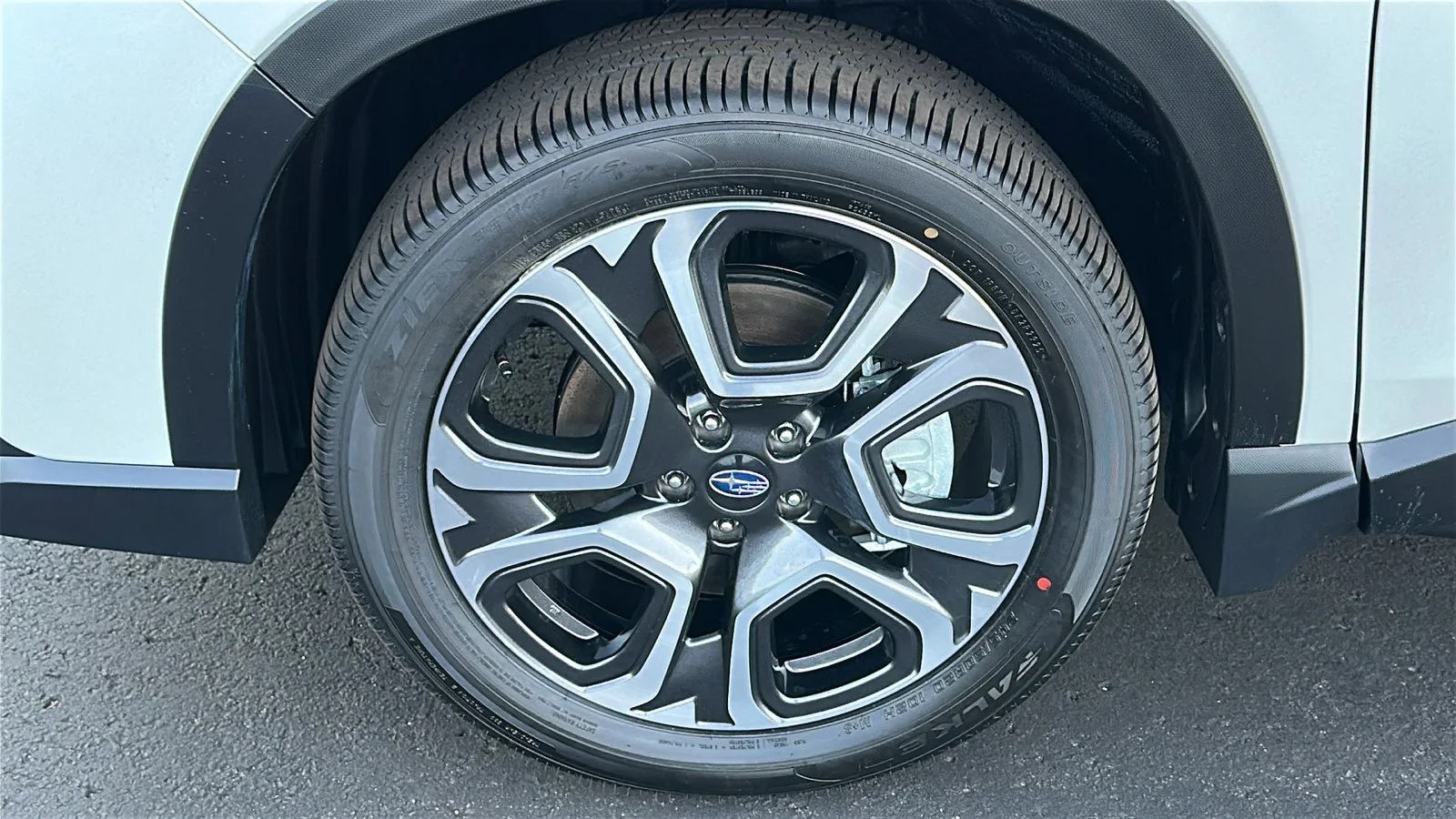 2026 Subaru Ascent Touring - Photo 9
