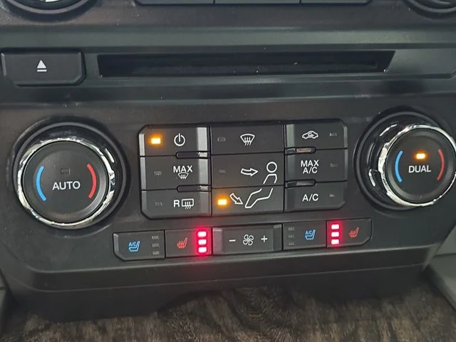 2018 Ford F-250 Super Duty Lariat - Photo 24