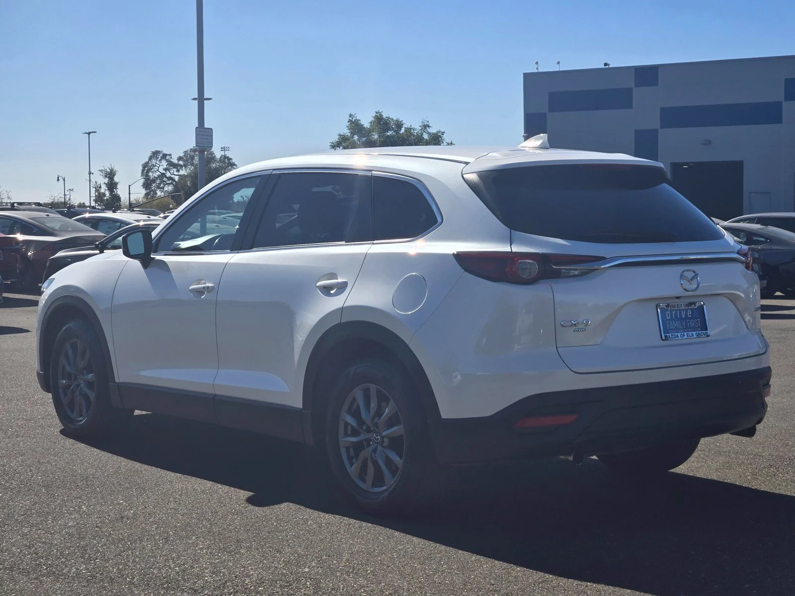 Used 2020 Snowflake White Pearl Mica Mazda Touring image 36