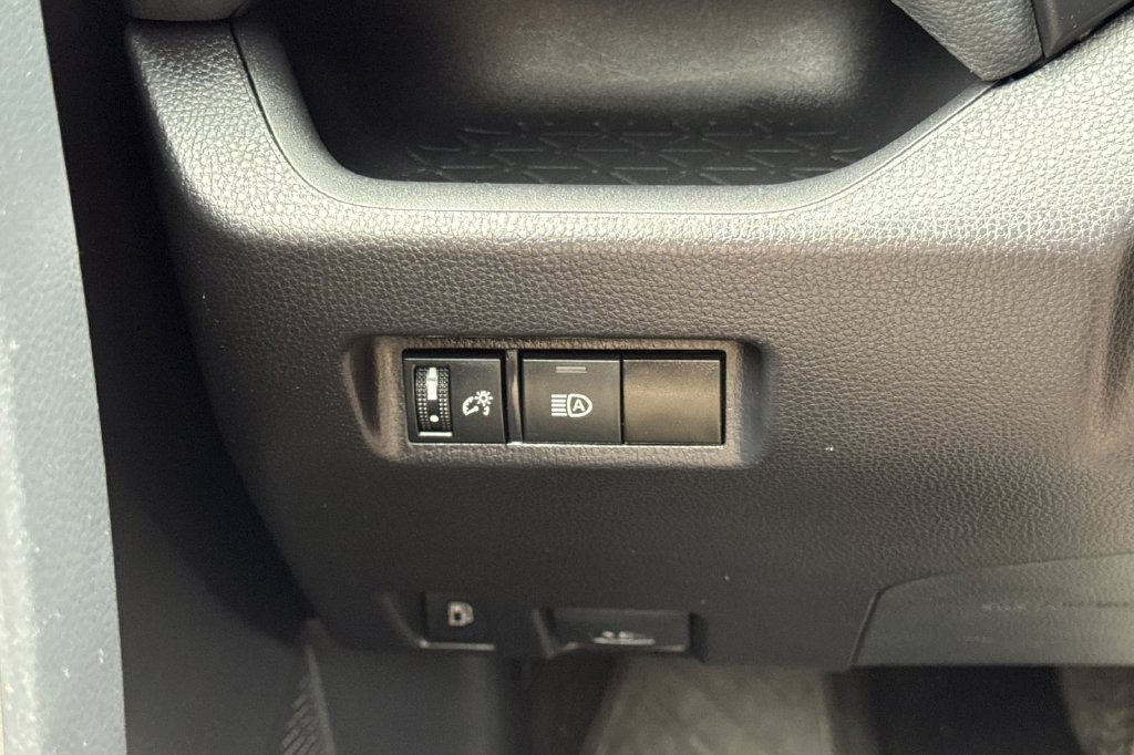 Used 2025 Black Toyota XLE image 33