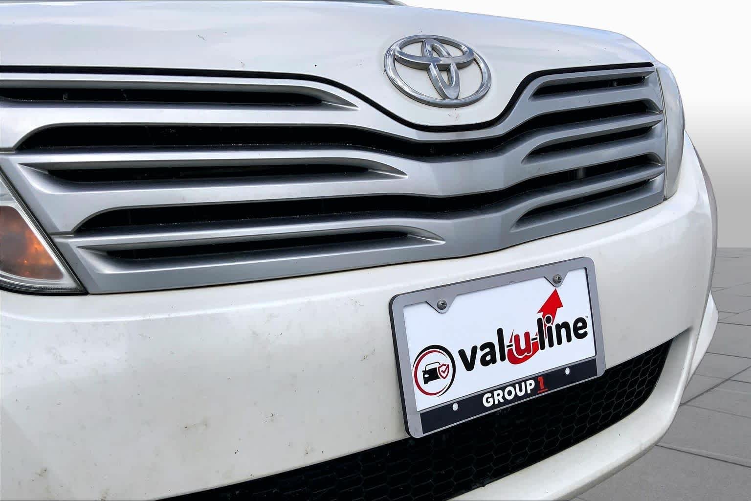 Used 2010 Blizzard Pearl Toyota  image 27
