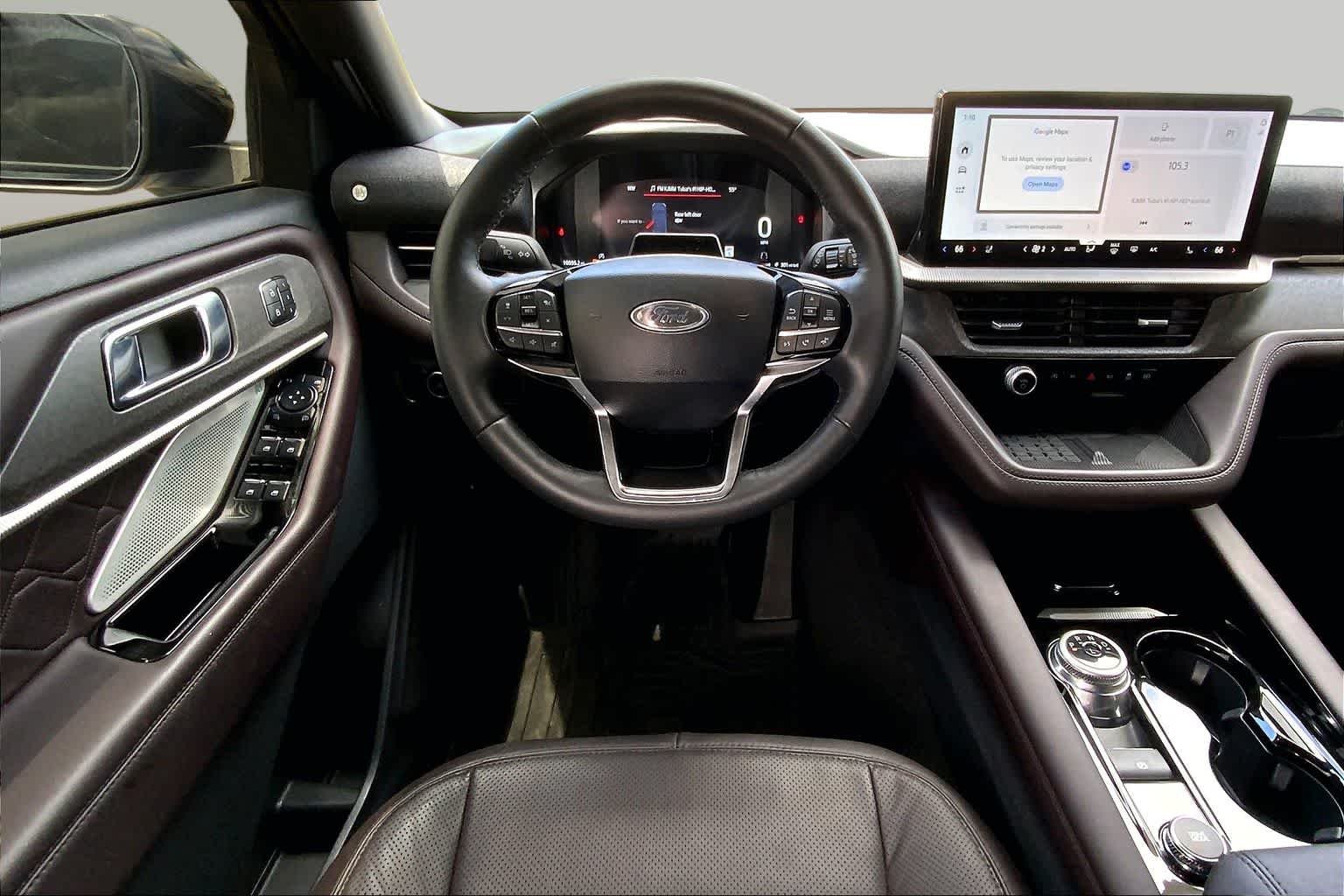 Used 2025 Agate Black Metallic Ford Platinum image 6
