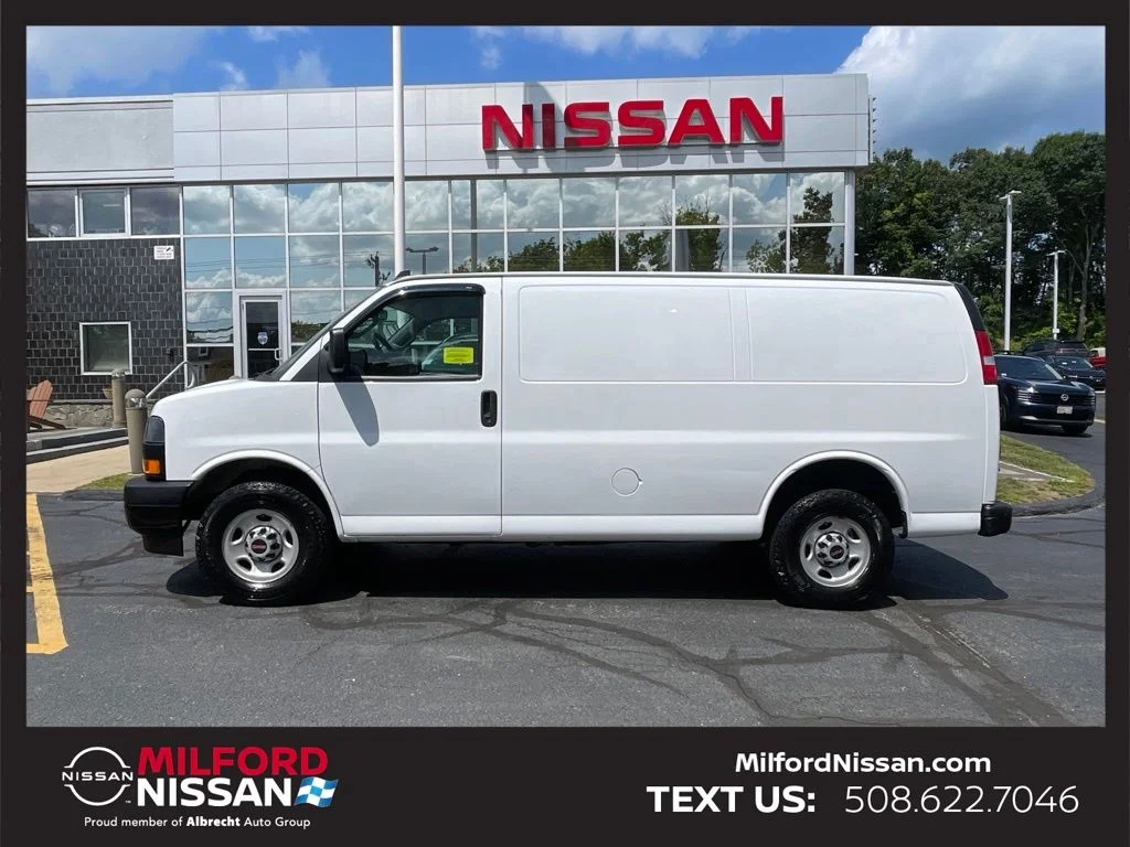 Used 2023 White GMC Work Van image 2