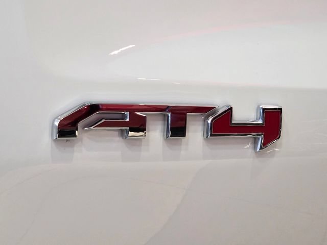 2026 GMC Sierra 1500 AT4 - Photo 6