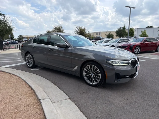 2021 BMW 5 Series 530i