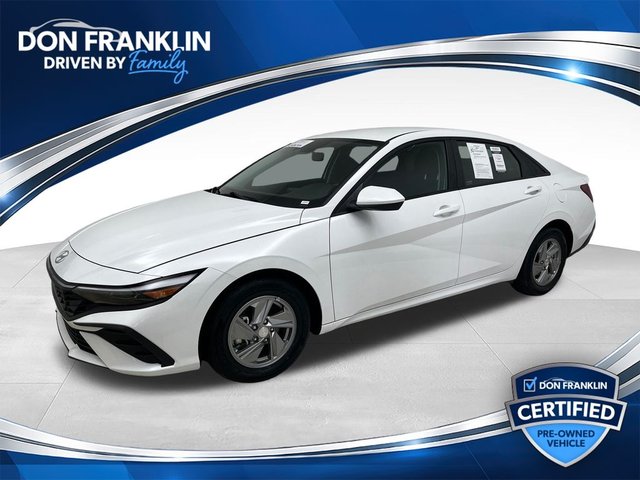 2025 Hyundai Elantra SE