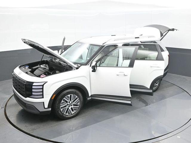 New 2026 White Hyundai Blue SEL 7P image 28