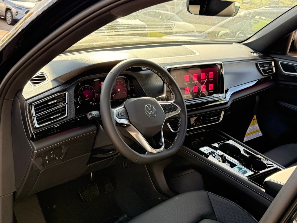 New 2026 Deep Black Pearl Volkswagen 2.0T SEL image 14
