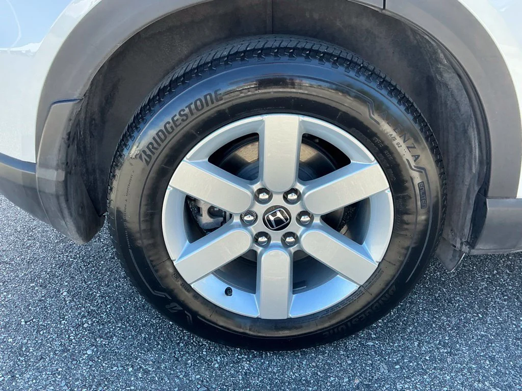 Used 2024  Honda EX image 17