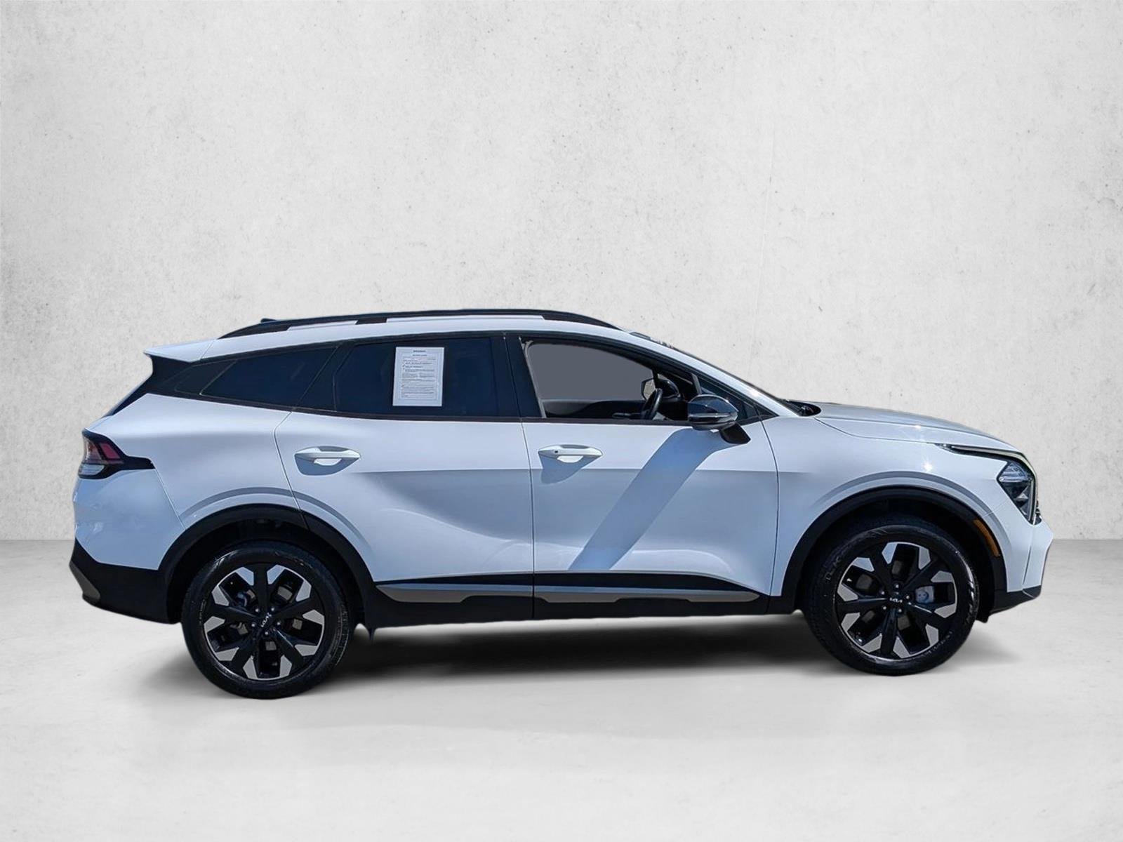 Used 2023 Glacial White Pearl Kia X-Line image 4