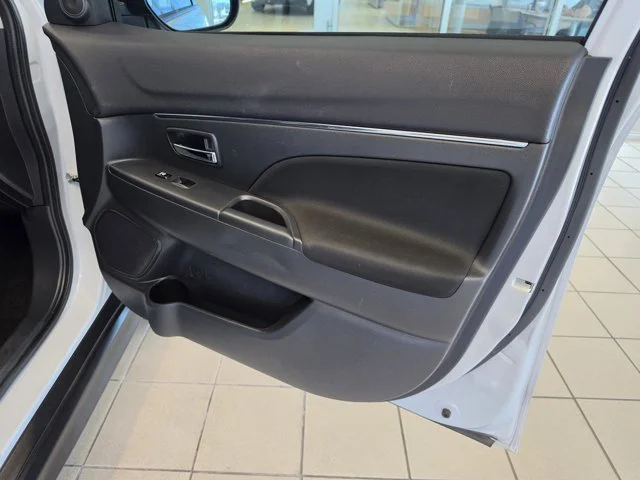 Used 2023 White Mitsubishi RALLIART image 22