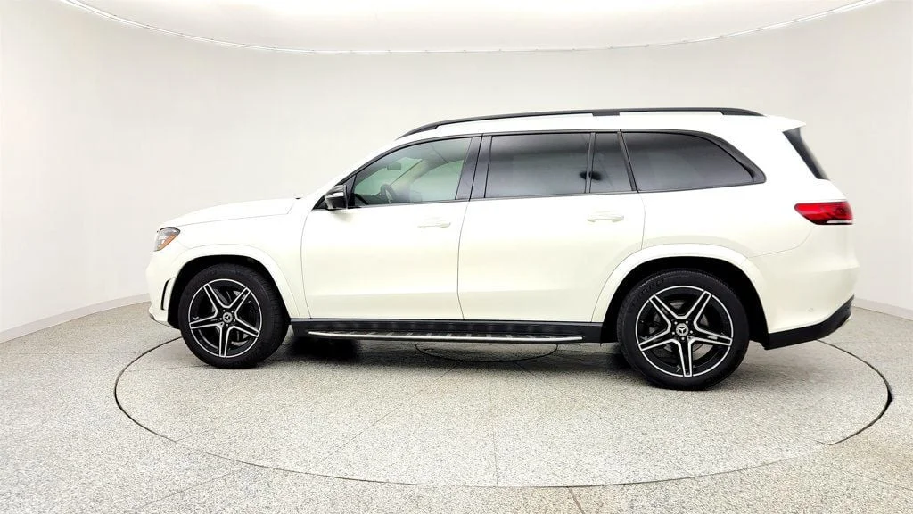 Used 2021 designo Diamond White Bright Mercedes-Benz GLS 580 4MATIC® SUV w/ Driver Assist Pkg Plus & Night Pkg image 8