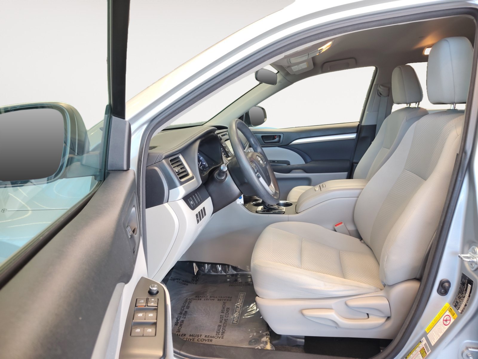 Used 2017 Celestial Silver Metallic Toyota LE image 21