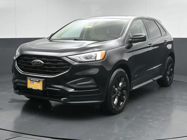 Certified Used 2024 Black Ford SE image 3