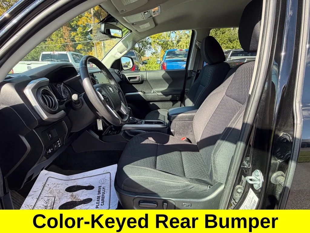 Used 2021 Black Toyota SR5 image 11