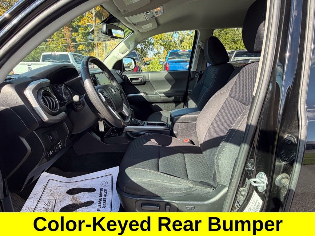 Certified Used 2021 Midnight Black Metallic Toyota SR5 image 11