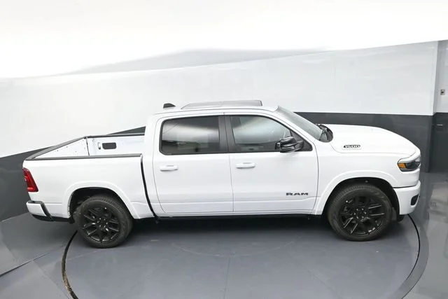 2026 RAM 1500 Laramie - Photo 19
