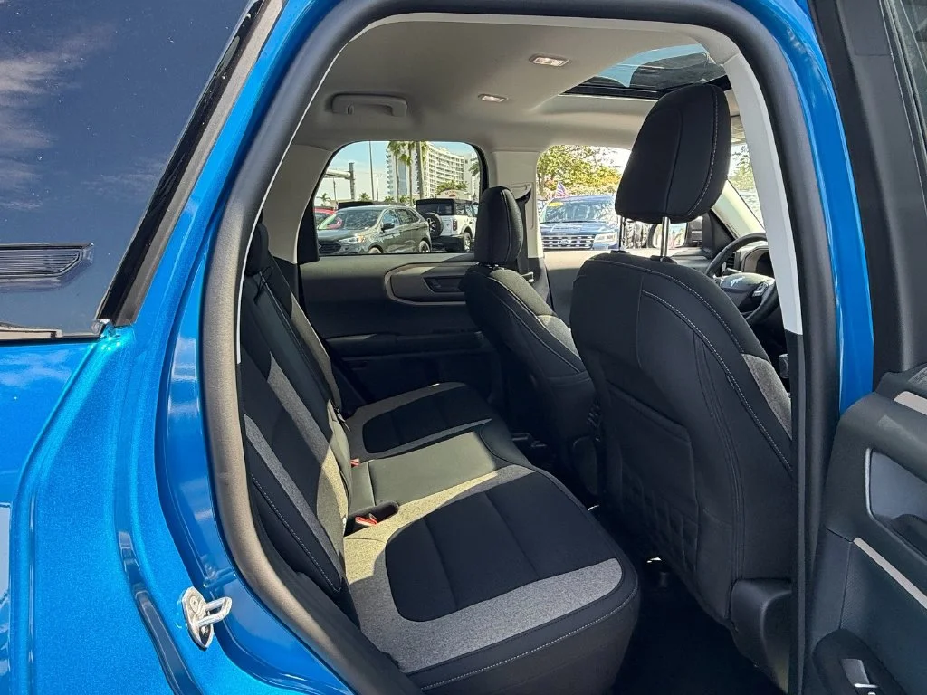 Used 2025 Blue Metallic Ford Big Bend image 16