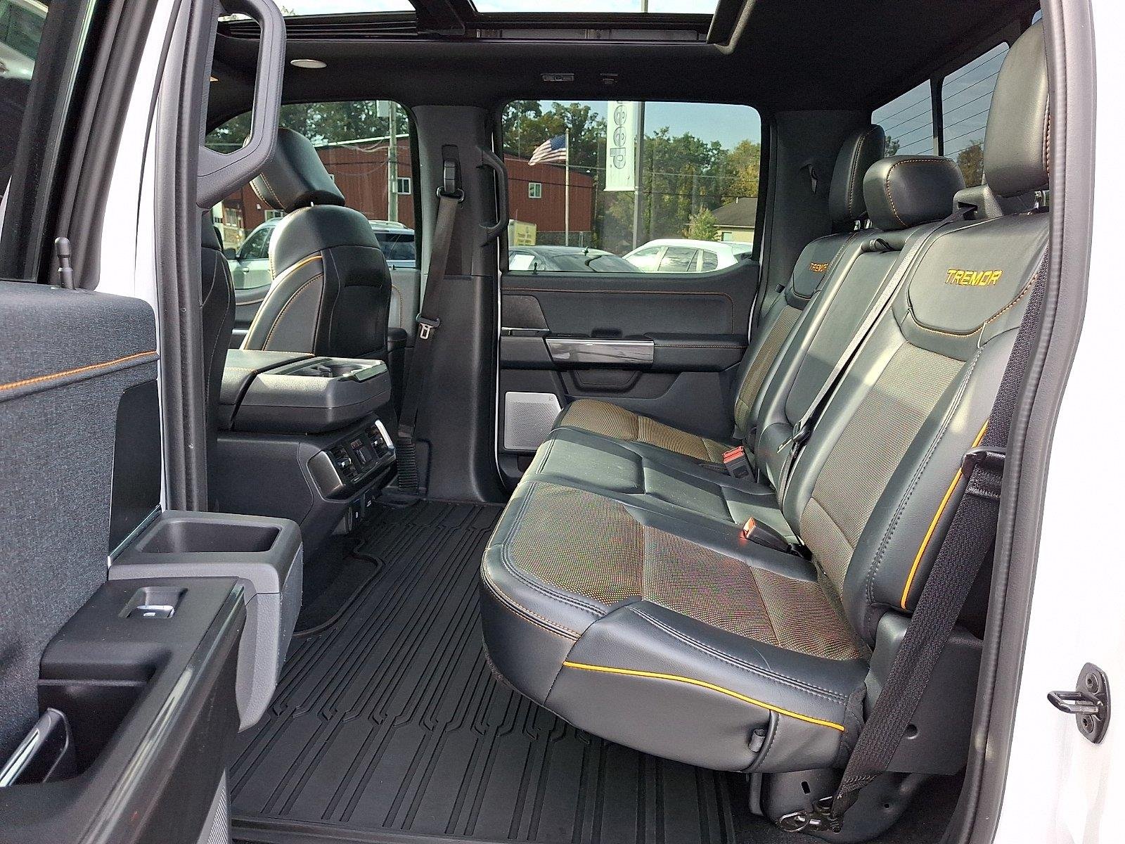 Used 2023 Oxford White Ford Tremor image 10