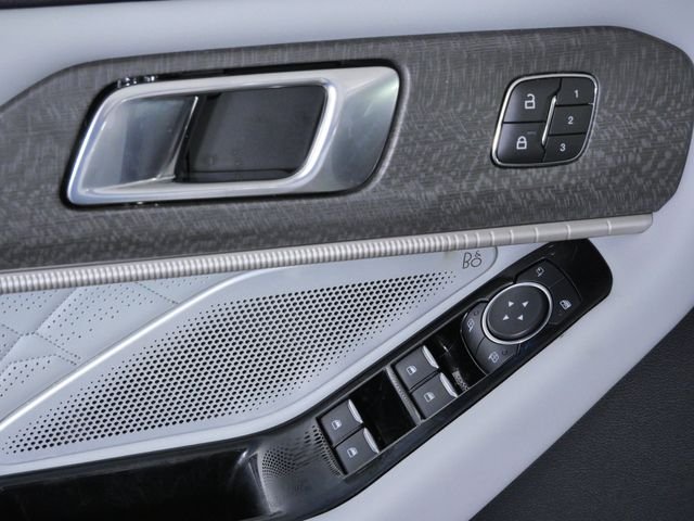 Certified Used 2025 White Ford Platinum image 23