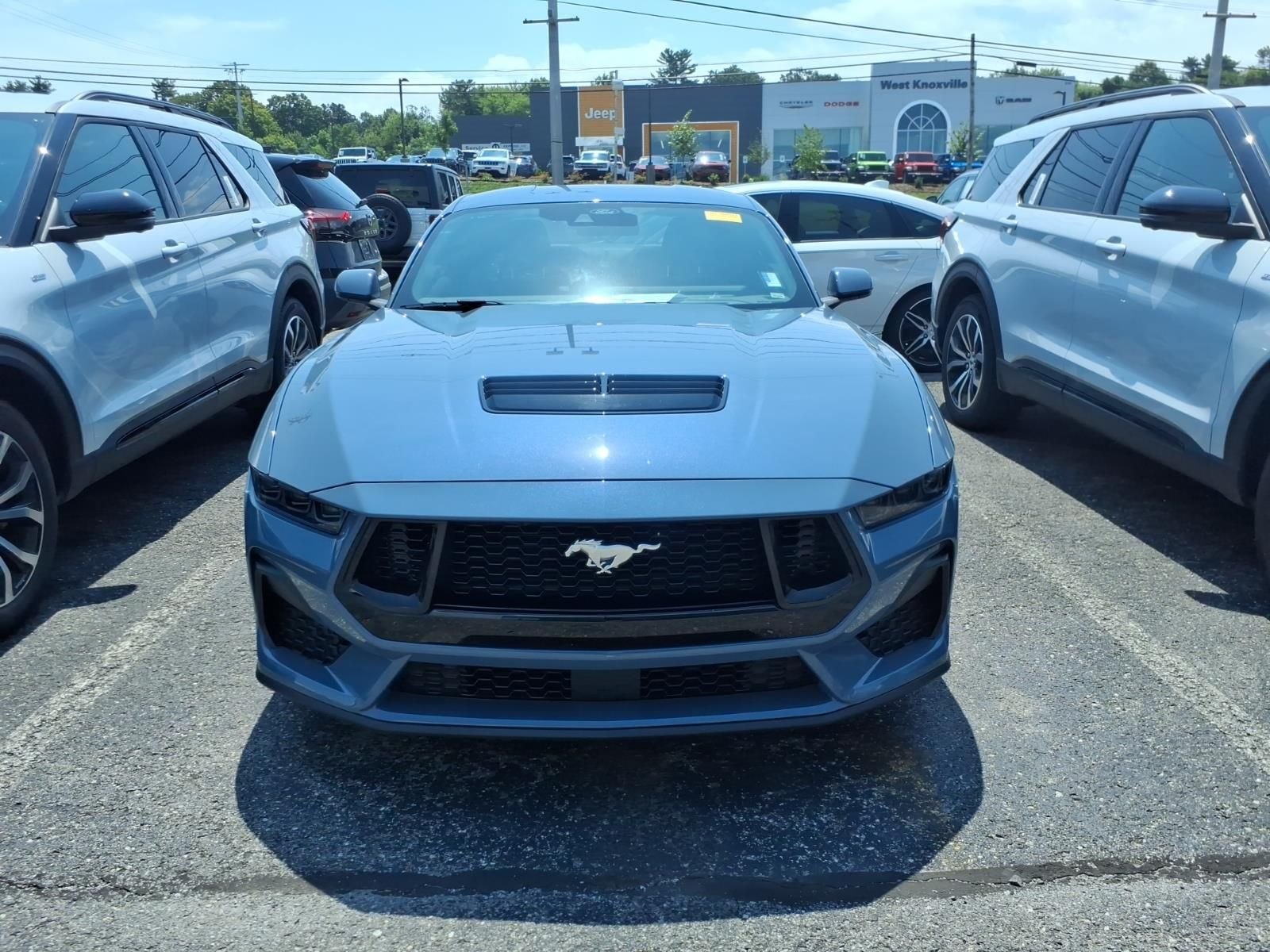 Used 2026 Vapor Blue Ford GT Premium image 3
