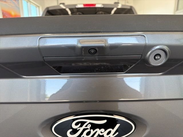 New 2026 Carbonized Gray Metallic Ford XLT image 11