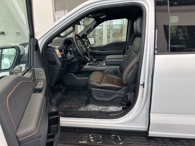 New 2025 Oxford White Ford Tremor® image 16