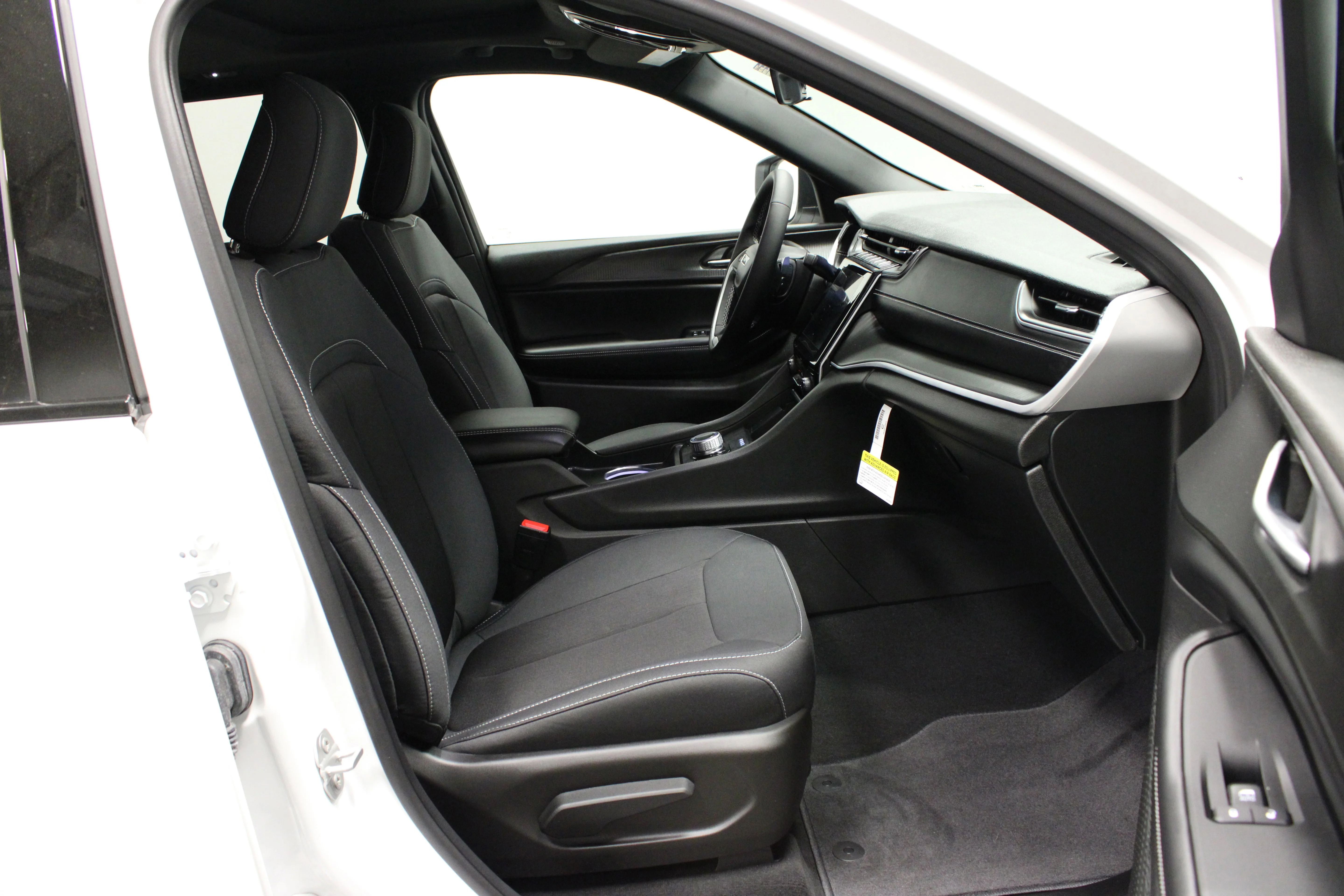Used 2025 Bright White Clearcoat Jeep Laredo X image 14