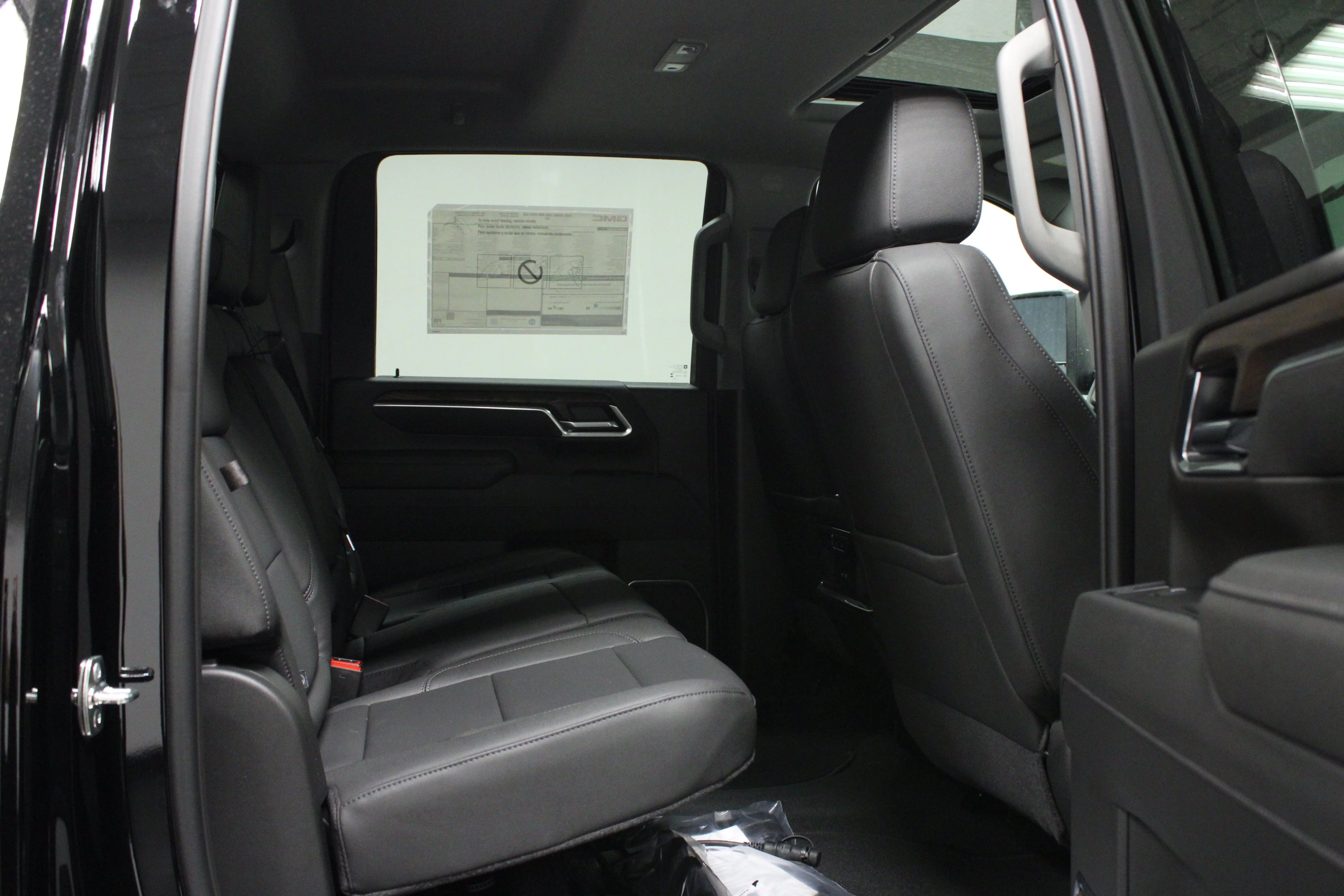 New 2026 Onyx Black GMC SLT image 15