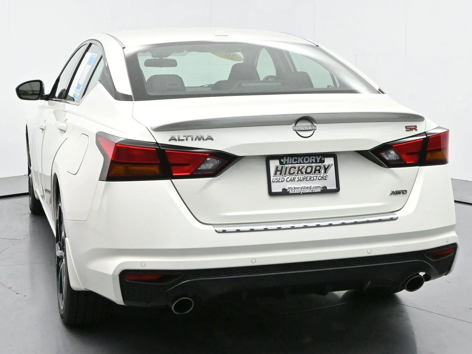 Used 2023 Pearl White Tricoat Nissan 2.5 SR image 6